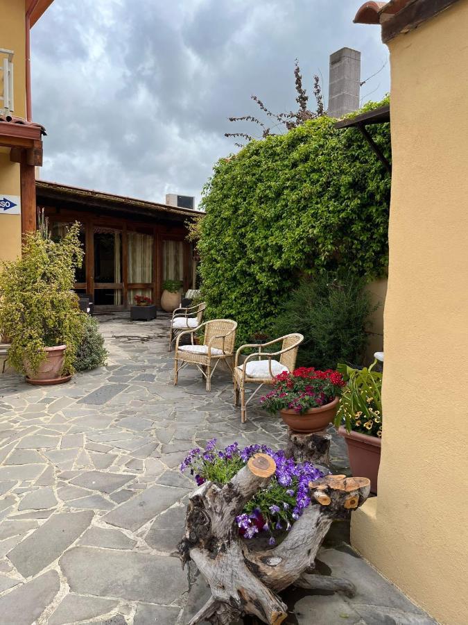 La Cantina Farm stay *